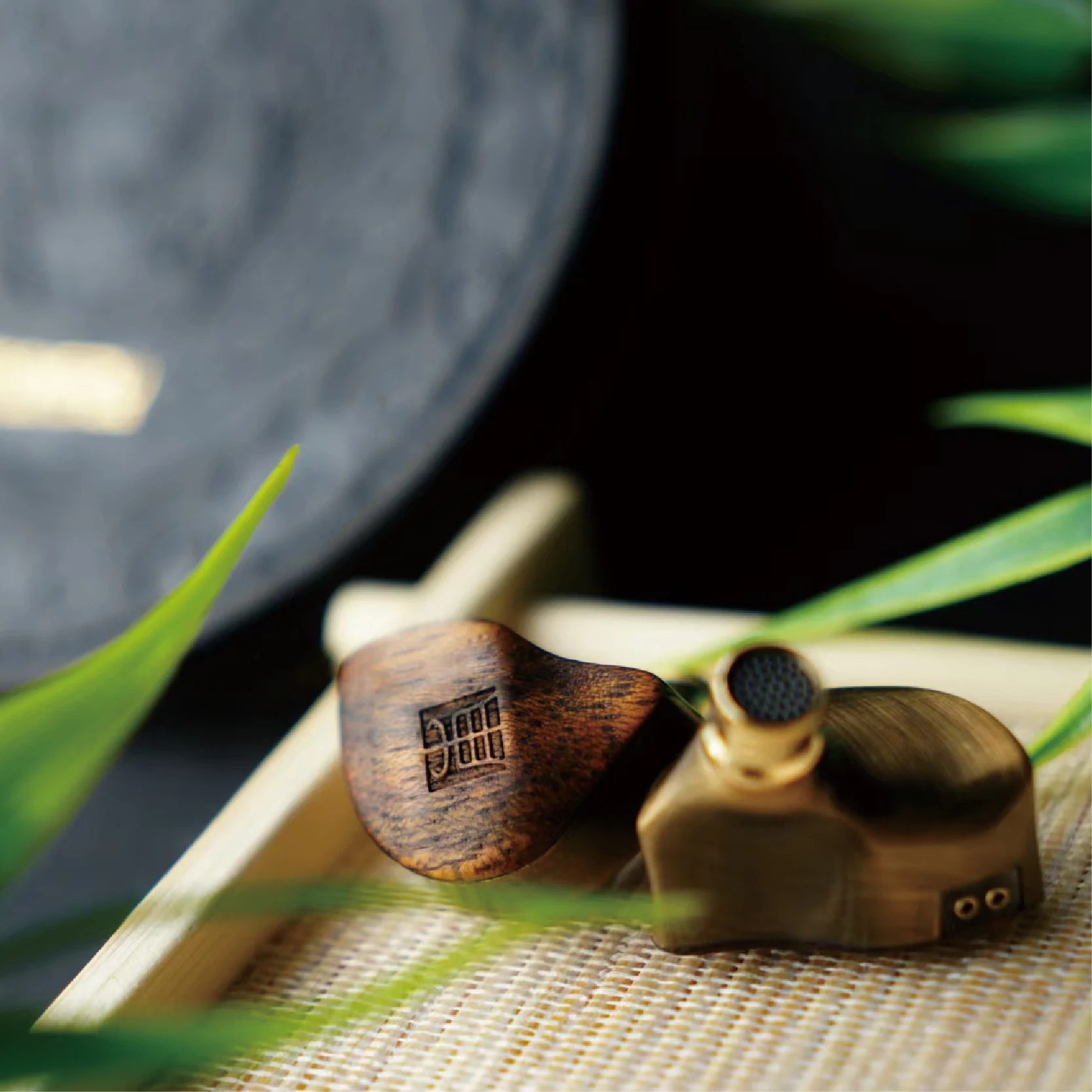 TangZu Fudu II และ Tang Sancai - Audio Music Technology บทวิจารณ์และราคา
